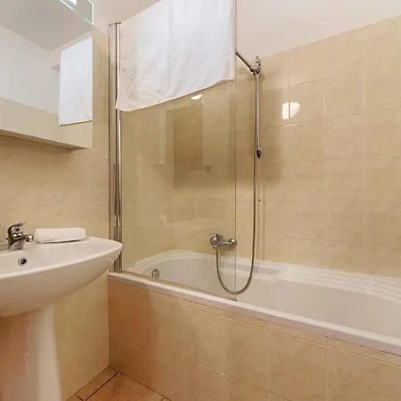 One Bedroom Ulivo 31 Acquaseria
